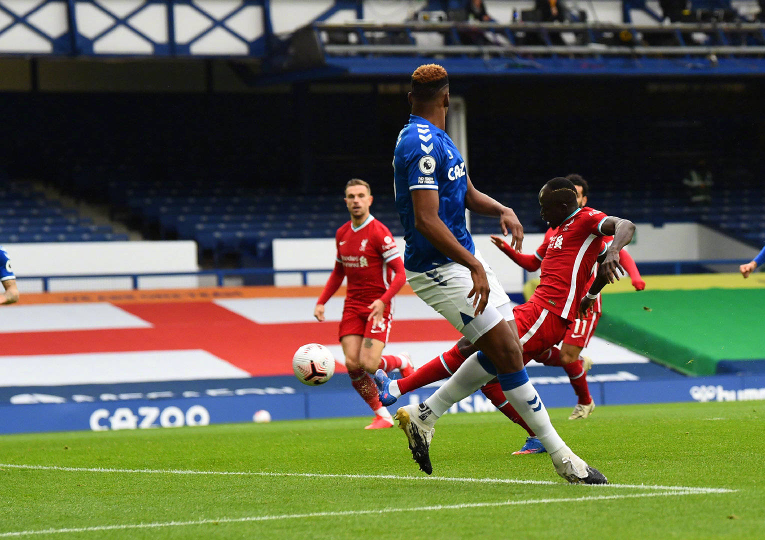 演首秀破门 演首秀破门